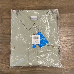 Columbia Women’s Casual Sage Button Down Shirt